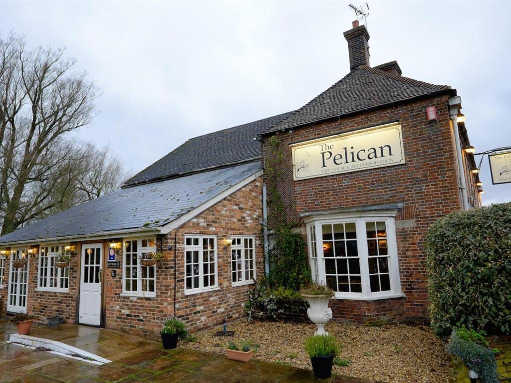 The Pelican Inn Froxfield  Exteriér fotografie